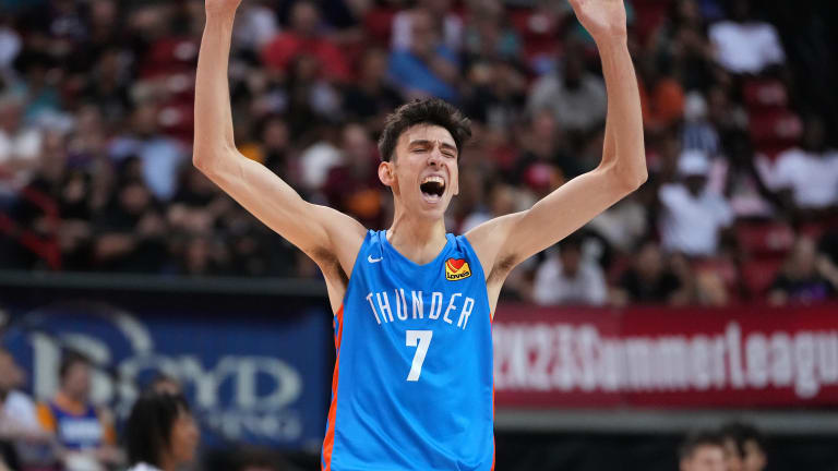 Chet Holmgren Injured Foot in Nike Zoom Freak 3 Shoes